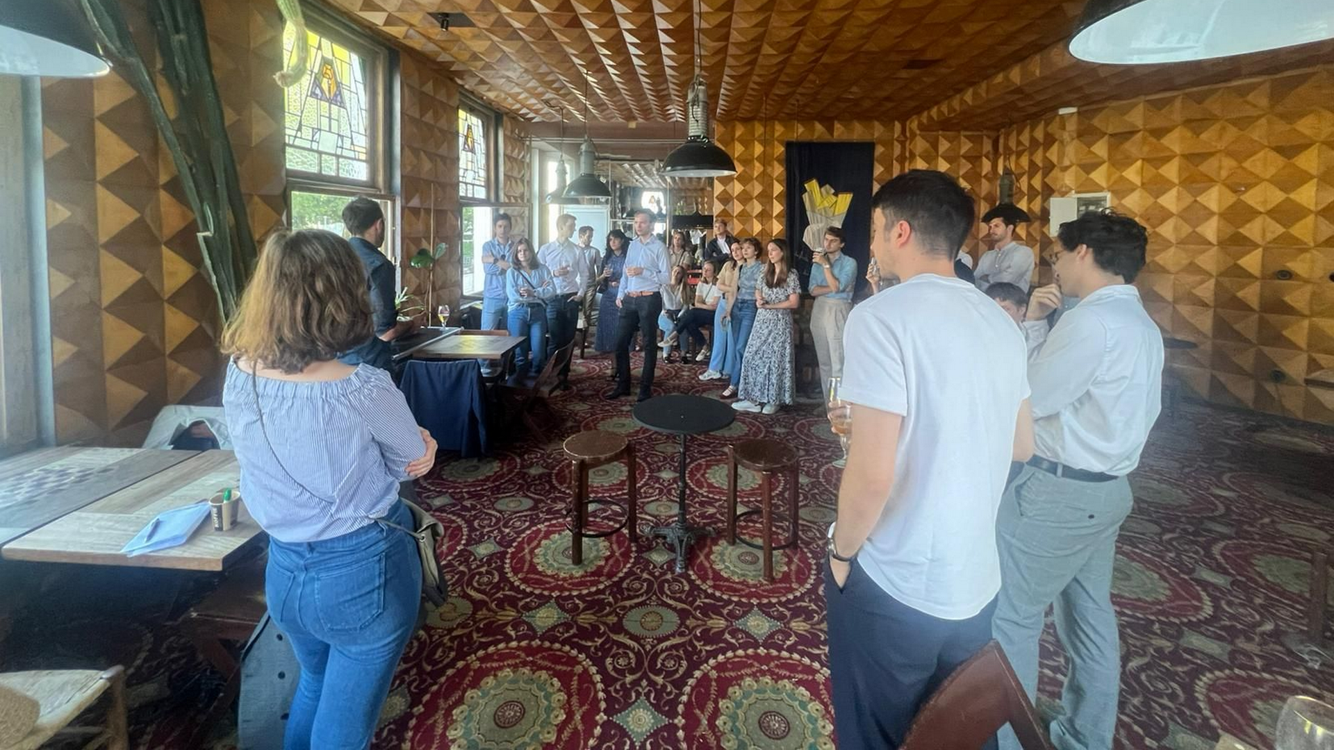 Rencontres et réunions sur l'influence française à Bruxelles